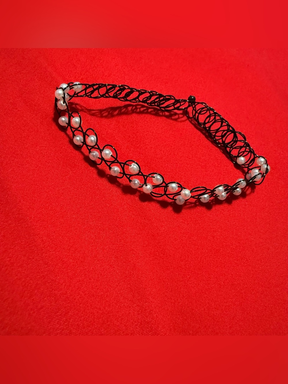 Black Pearl Accented Stretchy 90’s retro Choker Necklace